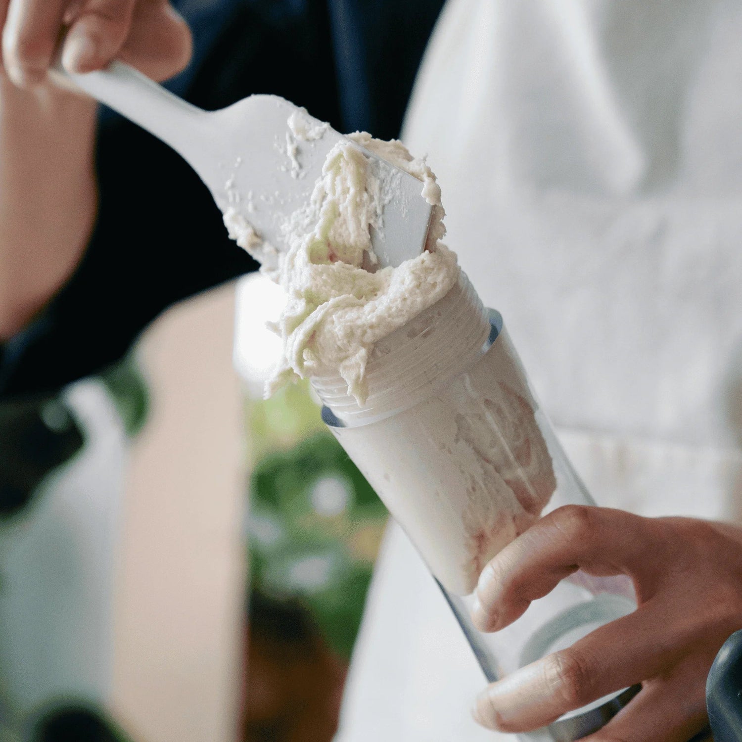 How to Make Vegan Hemp Whipped Cream (3-Ingredient Recipe)